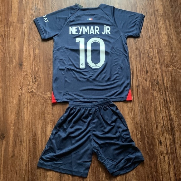 Paris Saint-Germain Neymar Jr Soccer 10 Jersey & Shorts Set Med NWT - Picture 2 of 8
